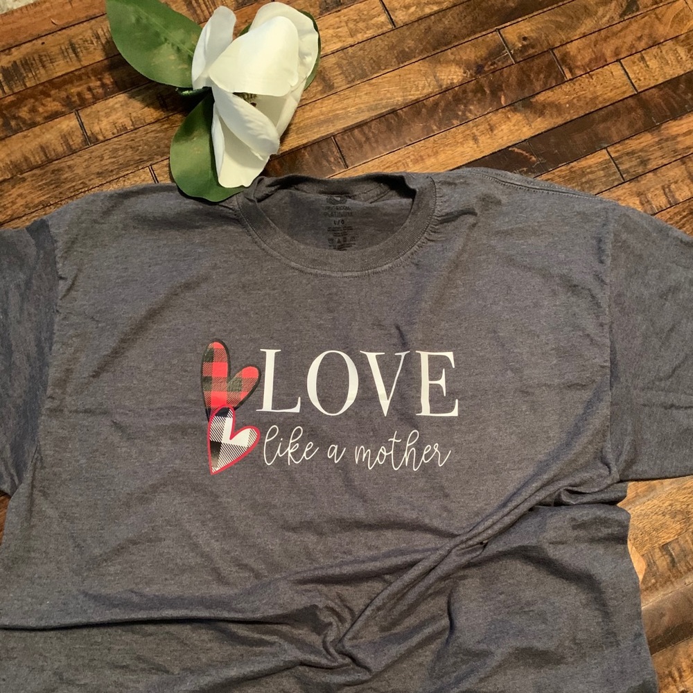 🆕 LOVE TEE - Picture 3 of 3